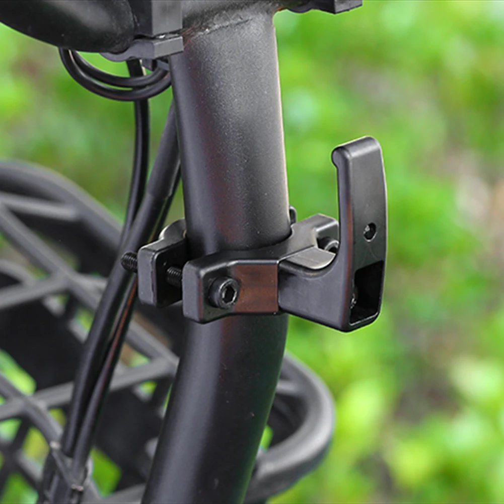 Hooks Motorcycle Helmet Access - Cycling Gear Bag recension och pris